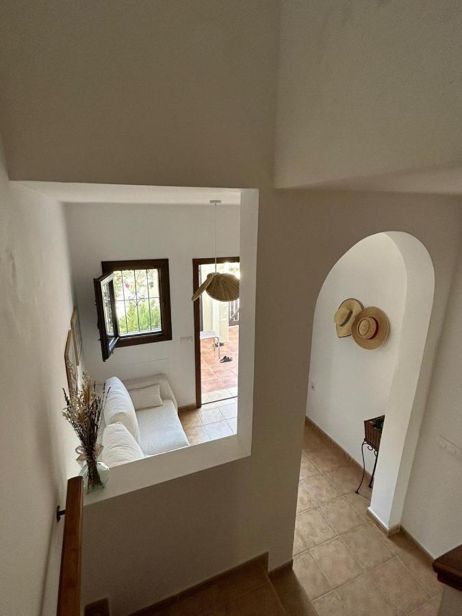 Casa Con Piscina En San Jose Sotillo Exterior photo